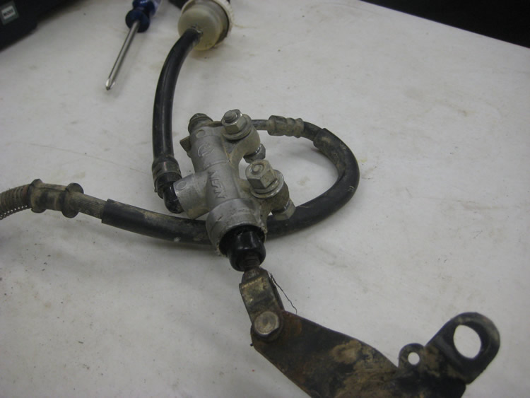 YAMAHA BLASTER YFS 200 PARTS *** Custom Rear Disc Brake Assembly master